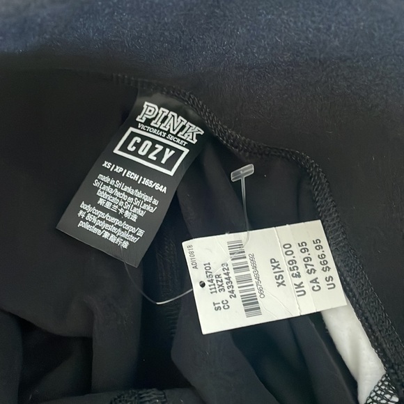 Victorias Secret PINK Cozy Black and White Leggings - Picture 8 of 8